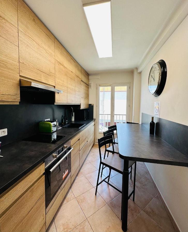 The Nice - 3 Rooms, 3Air Cond, 3Tv, 3Fans, 2 Wc, Wifi Everywhere 5Min Aeroport, Train, Beach, 1Min Tram, 15 Min Centre, Port, Parking Possible Εξωτερικό φωτογραφία