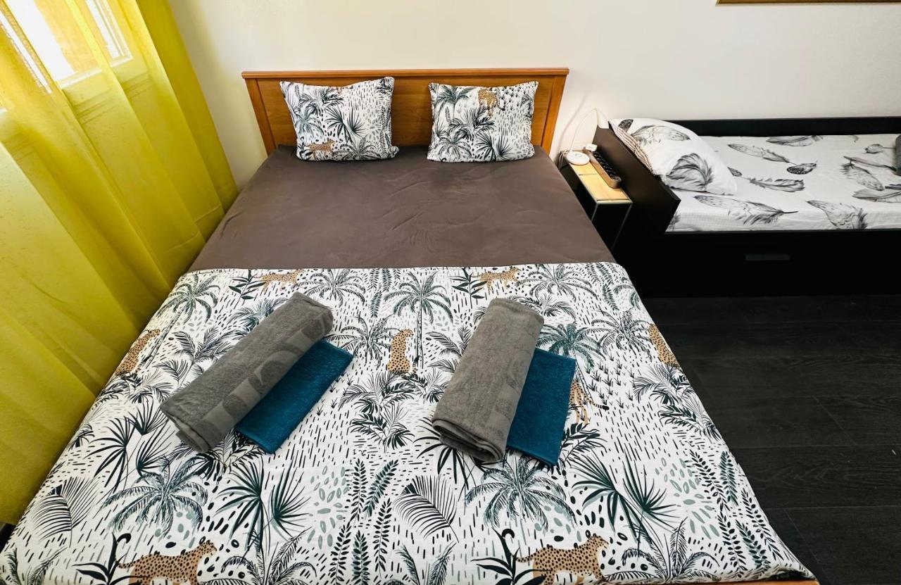 The Nice - 3 Rooms, 3Air Cond, 3Tv, 3Fans, 2 Wc, Wifi Everywhere 5Min Aeroport, Train, Beach, 1Min Tram, 15 Min Centre, Port, Parking Possible Εξωτερικό φωτογραφία